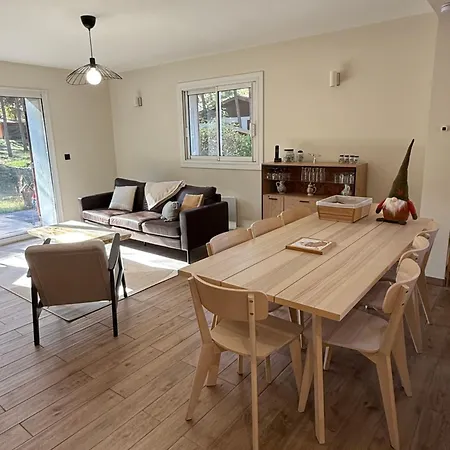 La Huette Chalet Enchastrayes